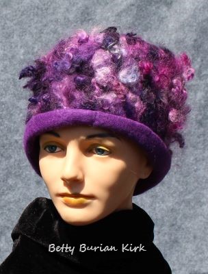 Benetton girls felt purple hat